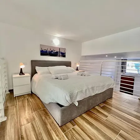 Pregevole Loft Con Soppalco Appartamento *