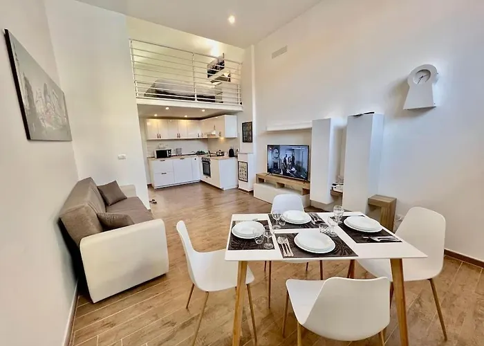 公寓 Pregevole Loft Con Soppalco