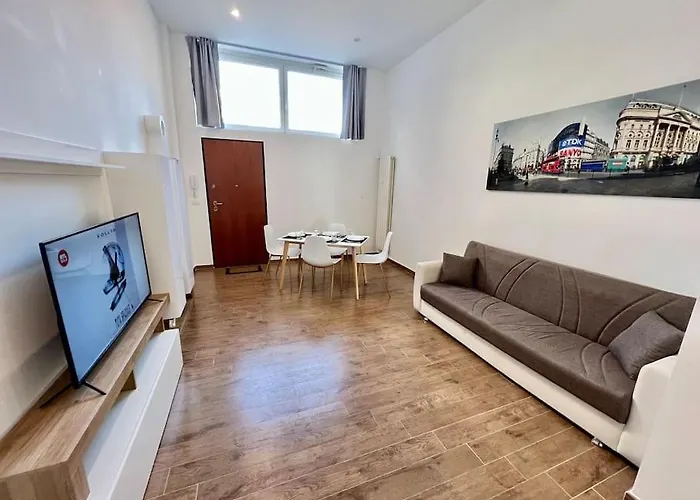 Pregevole Loft Con Soppalco *