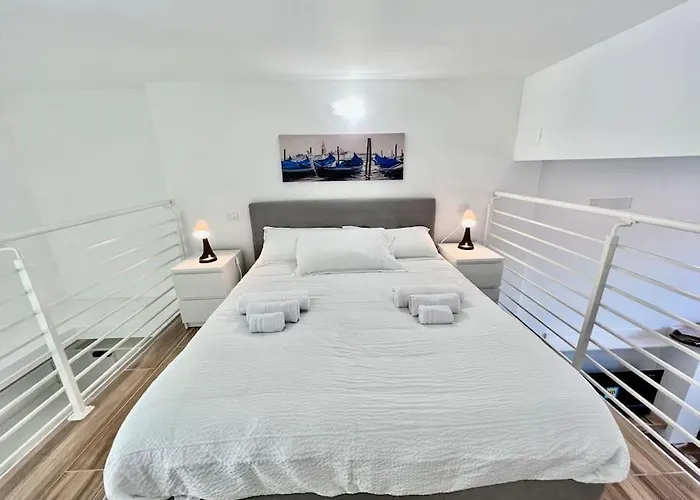 Pregevole Loft Con Soppalco *