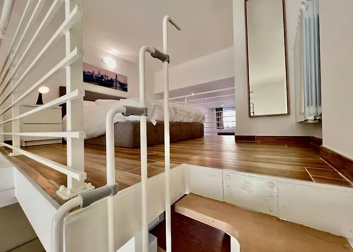 Apartment Pregevole Loft Con Soppalco *